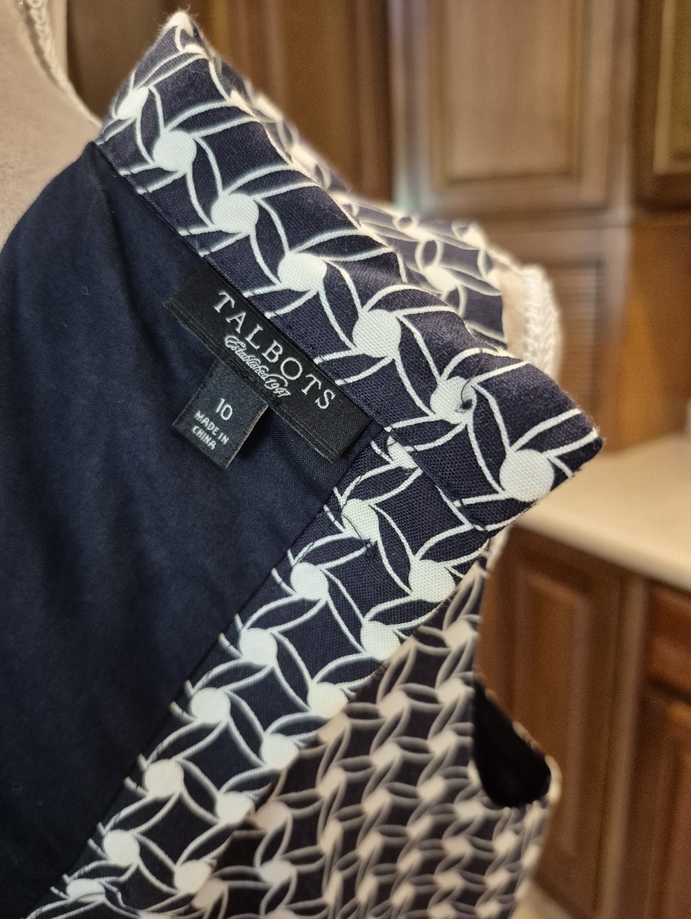 Talbots 45% Silk Belted Sleeveless Dress Womens Size 10, Dark Navy And White - Picture 8 of 11
